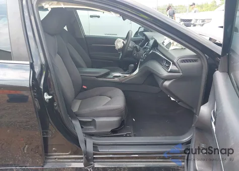 2021 Toyota Camry Le из США, поврежденный, VIN 4T1C11AK3MU543126